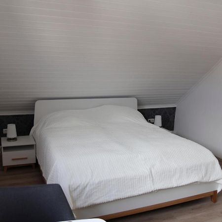 בורגוודל Privatzimmer Mit Eigenem Bad Und Kueche מראה חיצוני תמונה